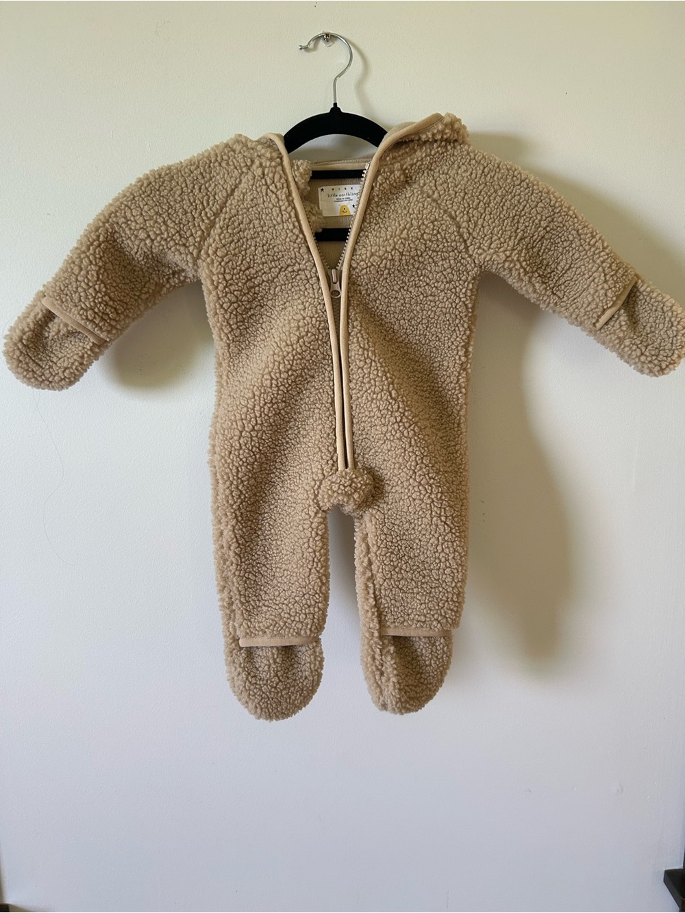 NWOT rise little earthling sherpa fleece bunting